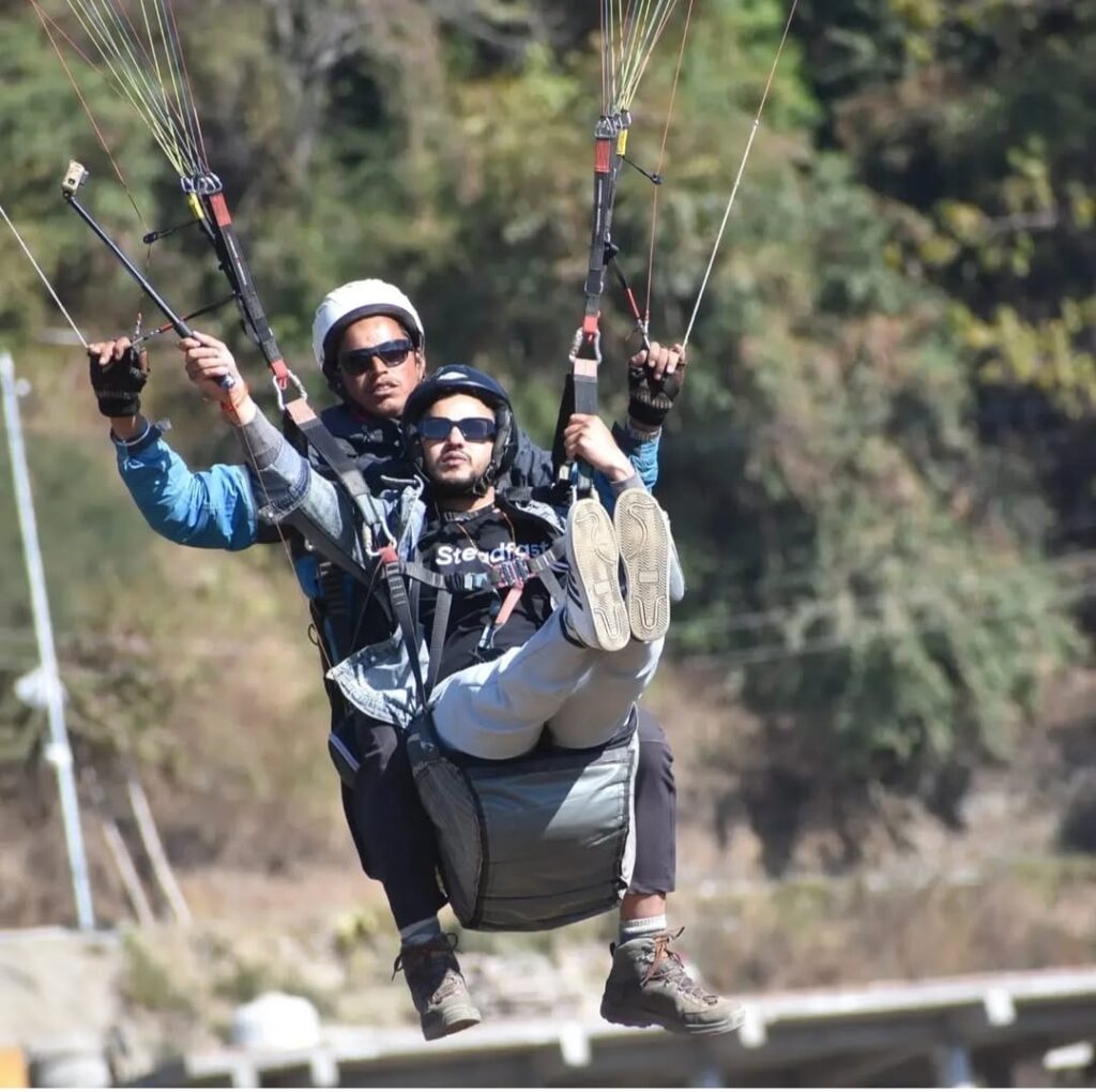 Paragliding in Bhimtal